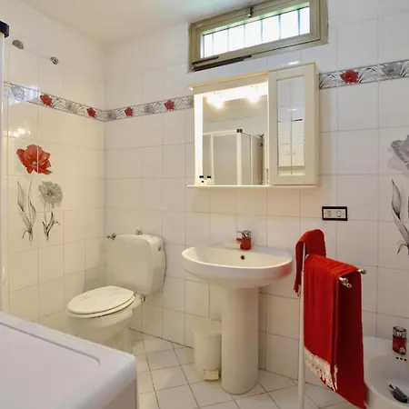 Holiday home Amazing In With Kitchen *