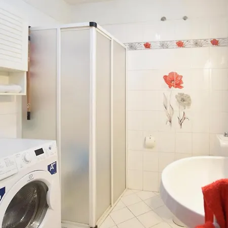 Amazing In With Kitchen *